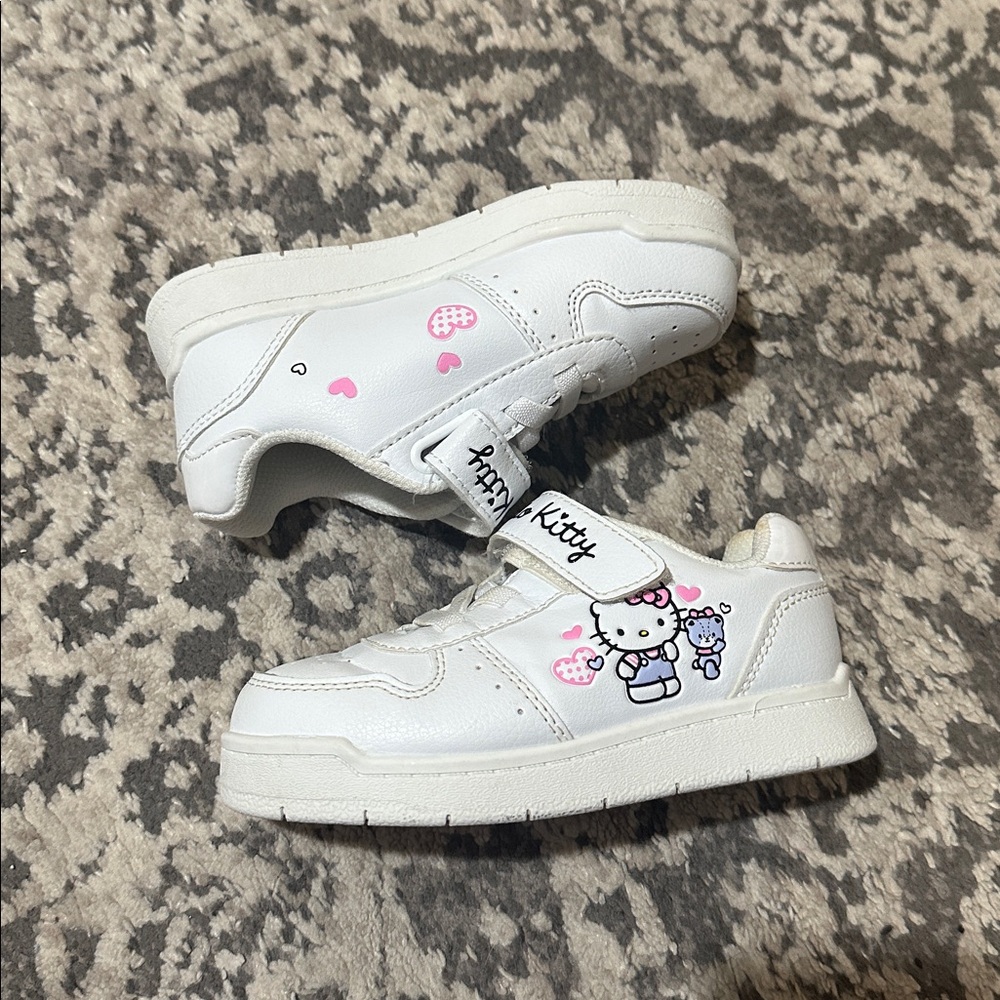 🤍Girls Hello Kitty Sneakers🤍